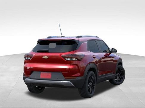 New 2026 Chevrolet TrailBlazer LT w/ Midnight Edition AWD/4WD image 4