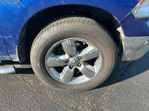 Used 2017 RAM 1500 Big Horn AWD/4WD image 2