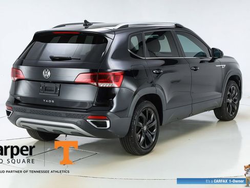 Used 2023 Volkswagen Taos SE w/ Panoramic Sunroof Package FWD image 47