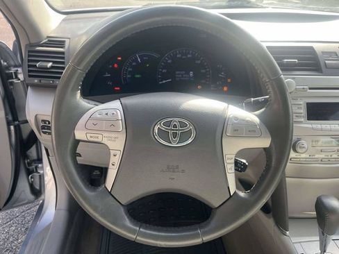 Used 2010 Toyota Camry Hybrid w/ Upgrade Pkg FWD image 24