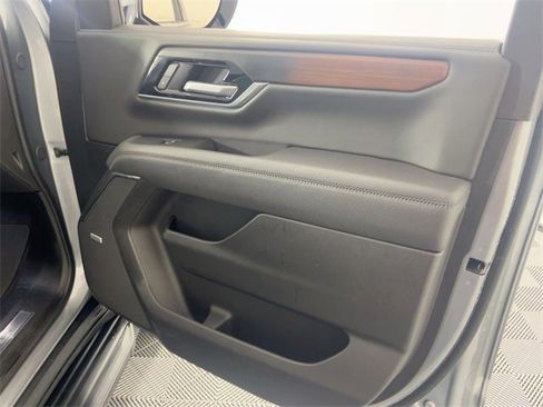 Used 2025 GMC Yukon Denali image 25