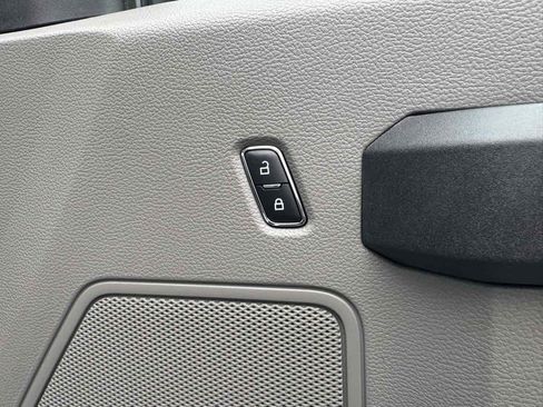 Used 2015 Ford F150 XL w/ Equipment Group 101A Mid image 33