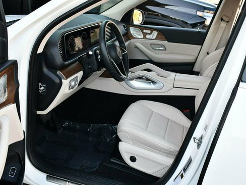 Used 2024 Mercedes-Benz GLE 450 4MATIC image 36