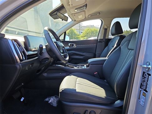 New 2026 Kia Sorento S image 8