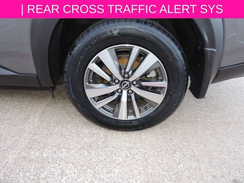 Certified 2024 Nissan Pathfinder SL w/ Cargo Package FWD image 13