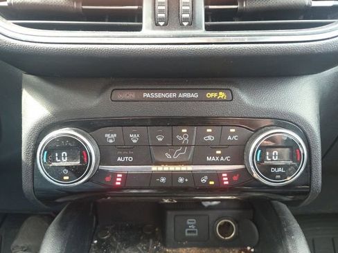 Used 2021 Ford Escape Titanium AWD/4WD image 35