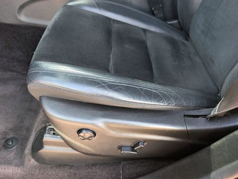 Used 2017 Jeep Grand Cherokee Altitude image 22