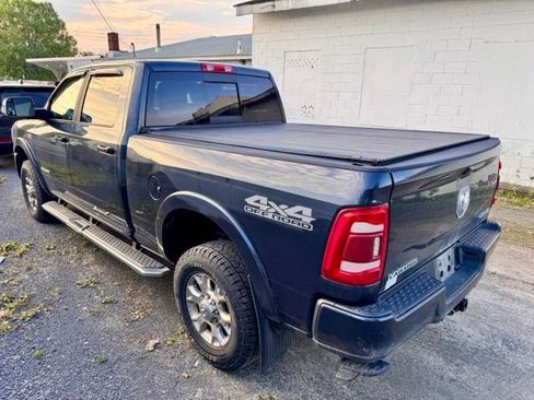Used 2019 RAM 2500 Laramie AWD/4WD image 2