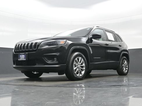 Used 2021 Jeep Cherokee Latitude Lux w/ Comfort/Convenience Group AWD/4WD image 24