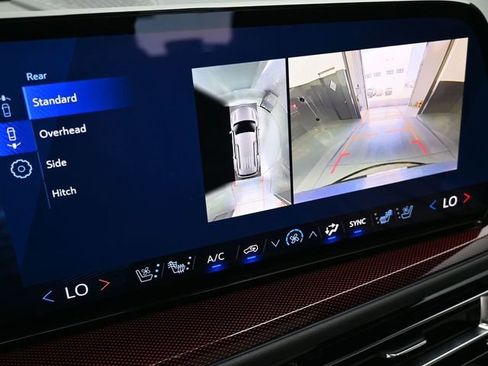 New 2026 Chevrolet Traverse RS w/ LPO, Floor Liner Package FWD image 33
