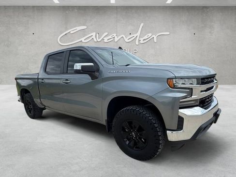 Used 2020 Chevrolet Silverado 1500 LT RWD image 2