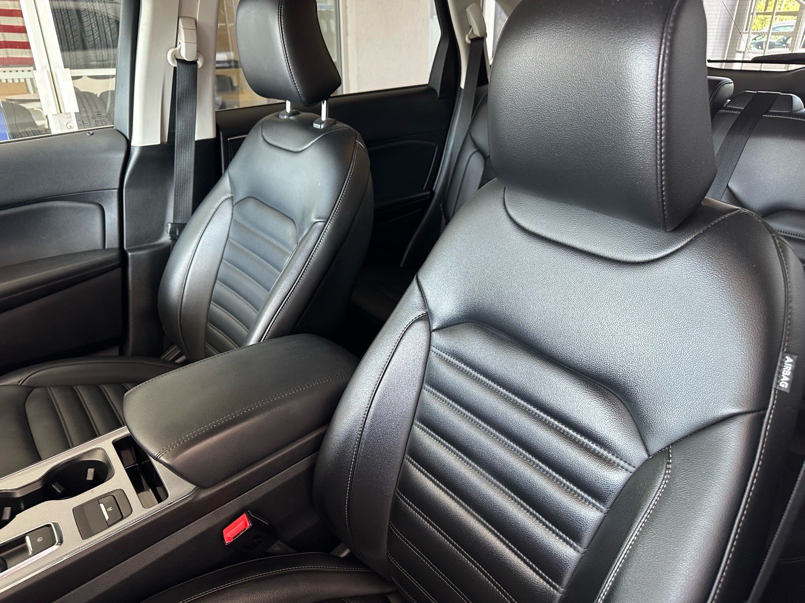 Used 2021 Ford Edge SEL w/ Convenience Package FWD image 17