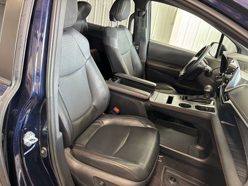 Used 2021 Toyota Sienna XSE image 35