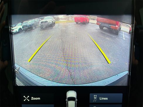 Used 2020 Volvo XC60 T5 Momentum image 21