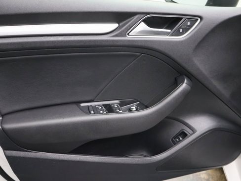 Used 2018 Audi A3 2.0T Premium image 16