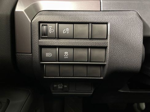 New 2026 Toyota Tacoma SR5 AWD/4WD image 28