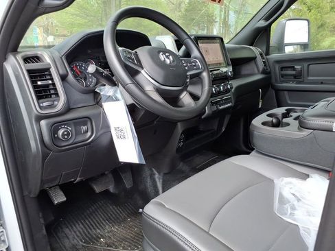 New 2026 RAM 3500 Tradesman image 10