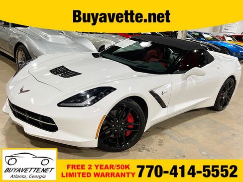 Used 2017 Chevrolet Corvette Stingray Convertible RWD image 1
