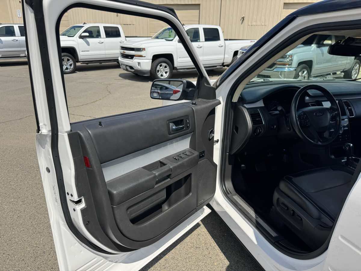 Used 2014 Ford Flex Limited w/ Appearance Package FWD image 24