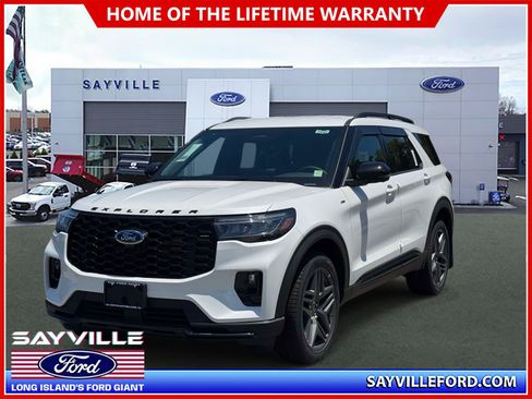 New 2026 Ford Explorer ST-Line w/ ST-Line Street Pack AWD/4WD image 1