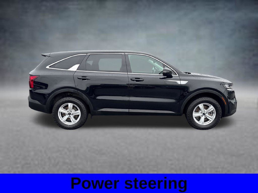 Used 2023 Kia Sorento LX AWD/4WD image 5