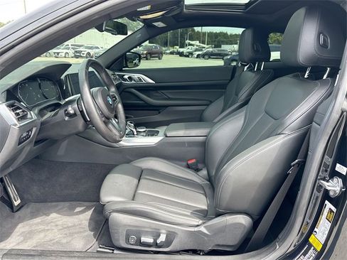 Used 2022 BMW M440i Coupe image 16