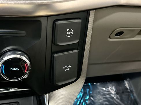 Used 2024 Ford F150 Platinum w/ Equipment Group 703A Plus image 28