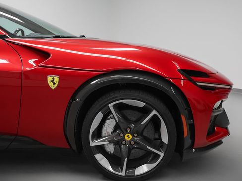 Certified 2025 Ferrari Purosangue AWD/4WD image 14