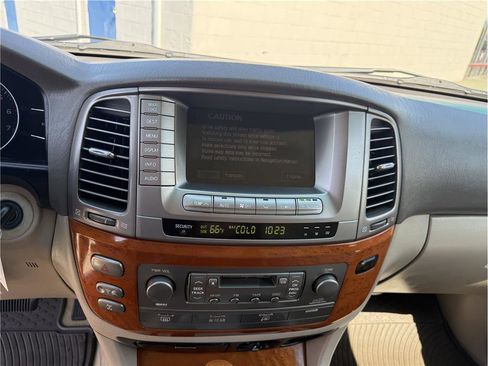 Used 2006 Lexus LX 470 4WD image 28