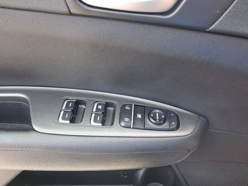 Used 2018 Kia Optima S w/ Panoramic Sunroof Package FWD image 16