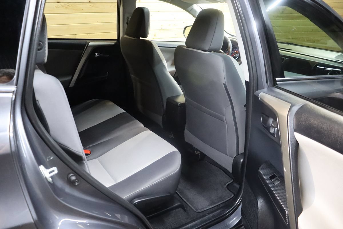 Used 2014 Toyota RAV4 XLE AWD/4WD image 52