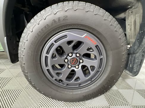 Used 2025 Nissan Frontier PRO-4X w/ Pro Premium Package AWD/4WD image 12