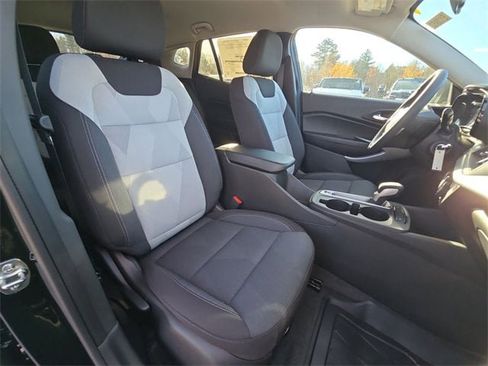New 2026 Chevrolet Trax LS image 29