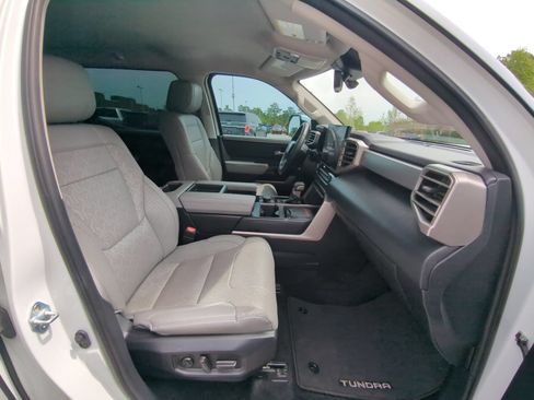Used 2023 Toyota Tundra Limited w/ Power Package AWD/4WD image 34