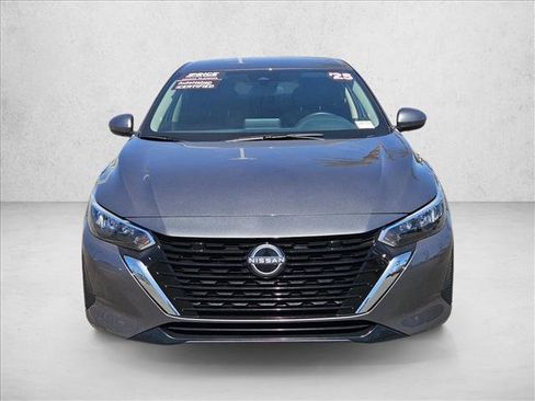 Used 2025 Nissan Sentra SV w/ Trunk Package FWD image 2