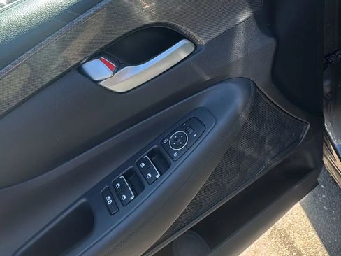 Used 2023 Hyundai Santa Fe SE image 10