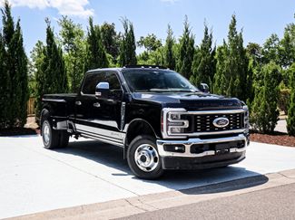 Used 2026 Ford F350 Lariat w/ Lariat Ultimate Package AWD/4WD video 2