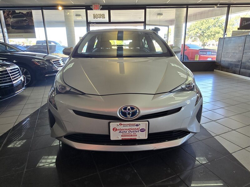 Used 2016 Toyota Prius Two FWD image 3