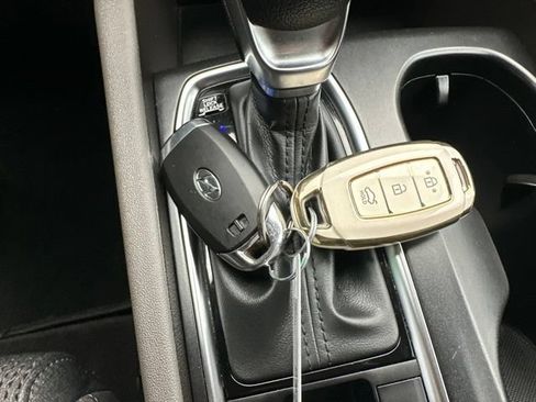 Used 2020 Hyundai Santa Fe SEL AWD/4WD image 35