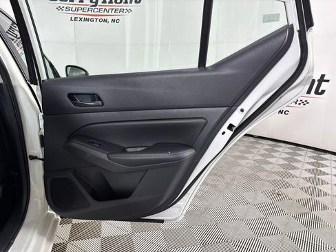 Used 2025 Nissan Altima 2.5 SV FWD image 26