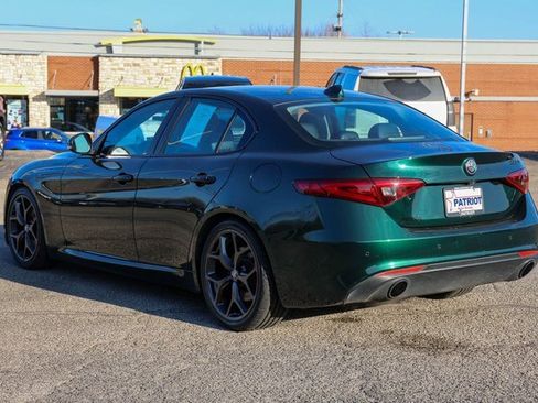 Used 2020 Alfa Romeo Giulia w/ Nero Edizione image 5
