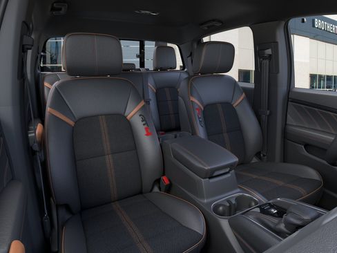 New 2026 GMC Canyon AT4 AWD/4WD image 16