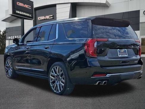 Used 2025 GMC Yukon Denali Ultimate AWD/4WD image 28