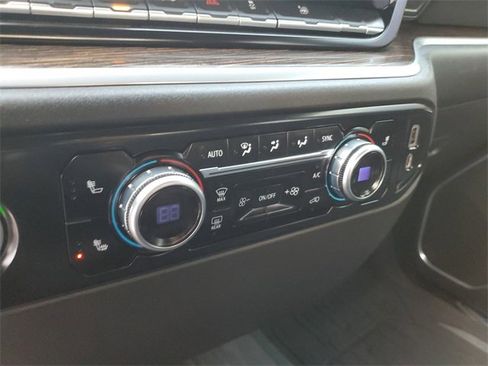 Used 2023 GMC Sierra 1500 Elevation w/ LPO, Elevation Black Package image 22