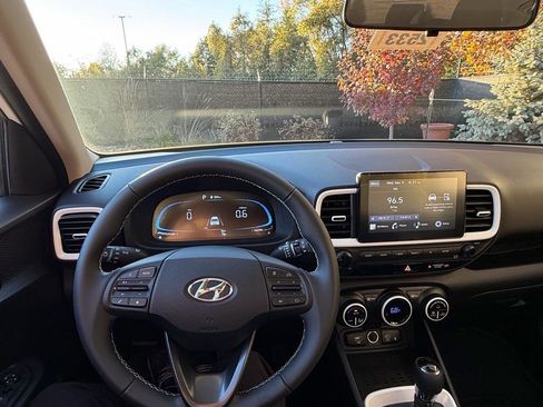 New 2026 Hyundai Venue SEL image 22
