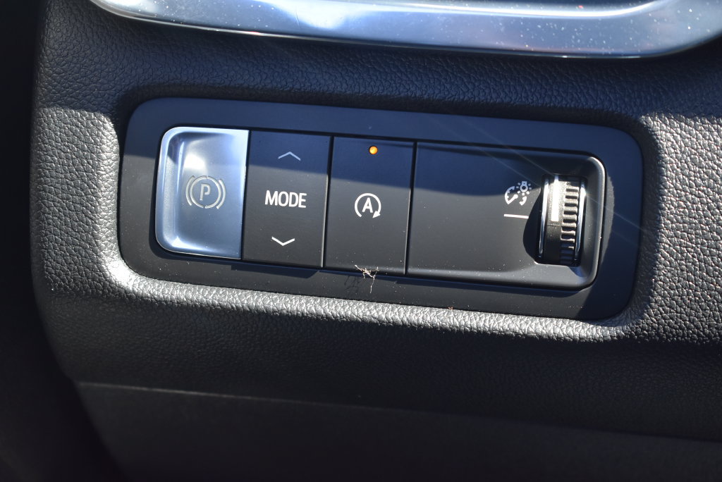 Used 2026 GMC Acadia Elevation FWD image 29