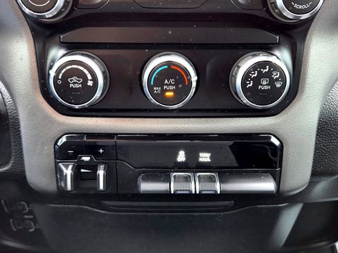 Used 2019 RAM 1500 Big Horn image 13