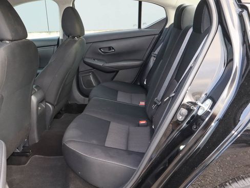 Used 2024 Nissan Sentra SV FWD image 8