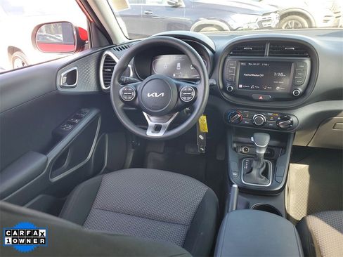 Used 2024 Kia Soul LX w/ Option Group 015 image 10