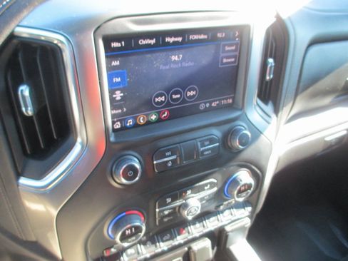 Certified 2022 Chevrolet Silverado 1500 LTZ image 23